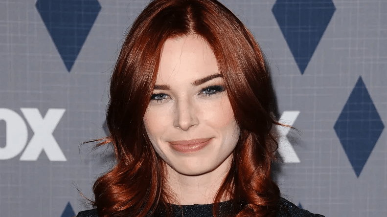 Chris Hardwick Chloe Dykstra